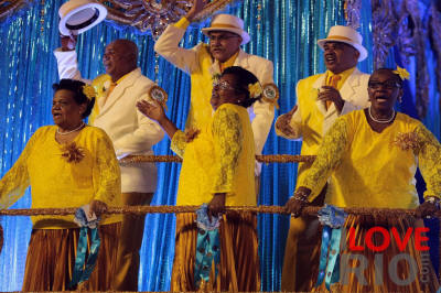 rio de janeiro brazilian carnival parades, queens and floats